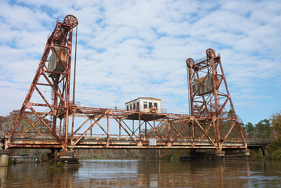 L1000210 Ancient New Orleans Bridge